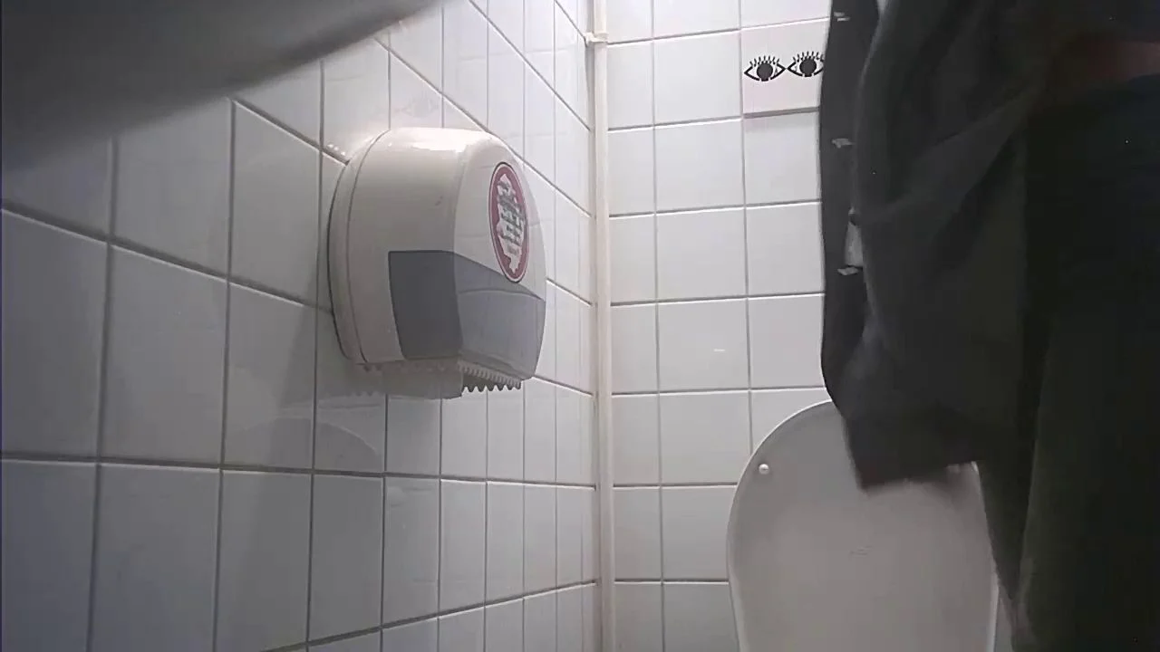 Student Restroom 87