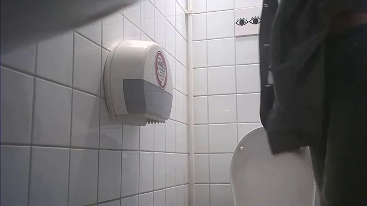Student Restroom 87