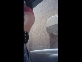 Student Restroom 85 screenshot 1