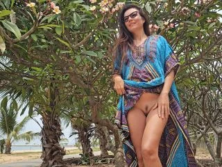 Public Beach Goes Into NUDIST Beach – Risky Pee And Totaly Nude On Public Beach screenshot 6