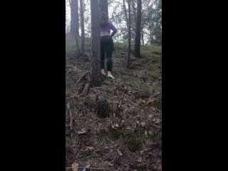 Enjoy Riga Girls Juicy Forest Pissing screenshot 3