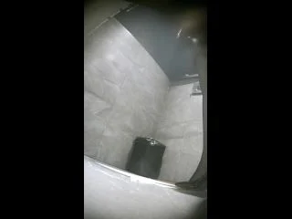 Bar Women S Restroom 3 screenshot 5