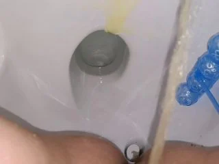 Kitty Skatt – Female POV Huge Fat Moaning Dump And Piss screenshot 3