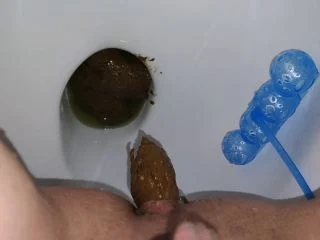 Kitty Skatt – Female POV Huge Fat Moaning Dump And Piss screenshot 5