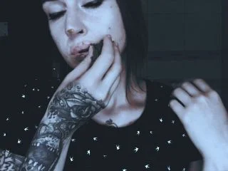 DirtyBetty – Damn Ghosts Ruin My Life screenshot 3
