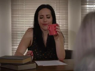 Teacher S Pee Revenge On Desperate Schoolgir screenshot 1