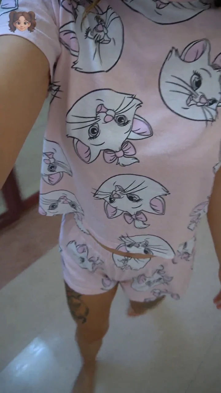 Sexy Girl In Toilet Pee Compilation