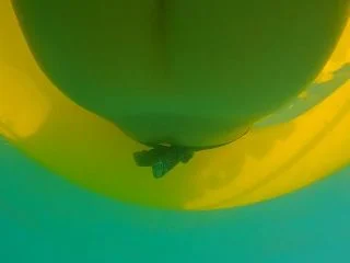 Dream4Angel – Public Beach PISSING FOUNTAIN screenshot 1