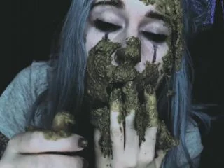 SweetBettyParlour – Underground Dirty Couple Scat Blowjob screenshot 2