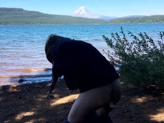 HouseWifeGinger – Camping Pee Compilation screenshot 7