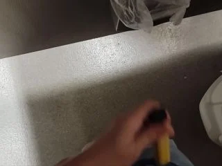 Public Piss Adventure screenshot 1