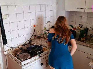 Kitty Skatt – POV Cook And Feed screenshot 2