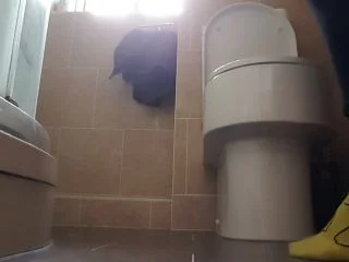 Bad Dolly – Farting And Peeing screenshot 6