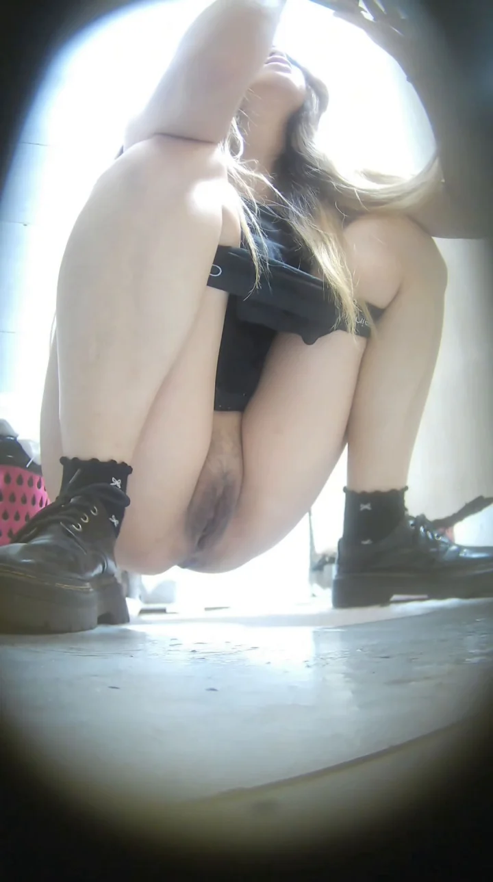 Exclusive Leak Original Unwatermarked Footage Stylish Blonde