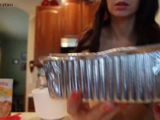 PooAlexa – Huge Poop In My Banana Loaf Mix screenshot 2
