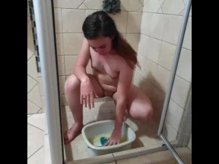 Kinkybitch69 – Piss Bath And Face Dunking screenshot 7