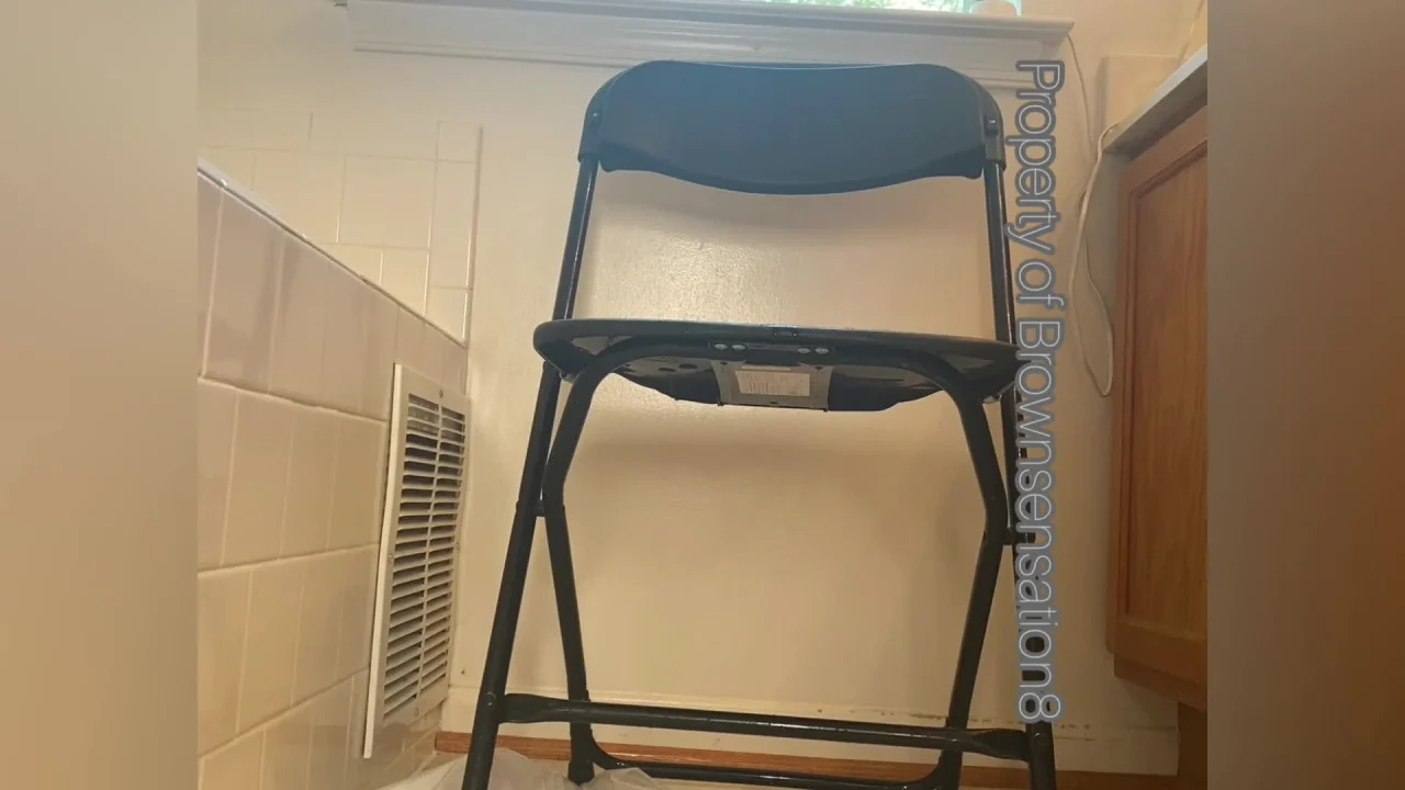 Brownsensations – Random Shitting 6