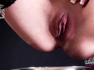 Fetishshootingstudio – A Little Poop For You With Marion screenshot 7