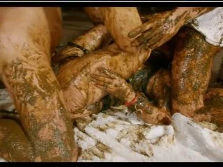 Betty S Manure Gulag Photoset screenshot 6