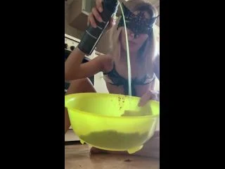 Lily – Shit In Cream screenshot 7