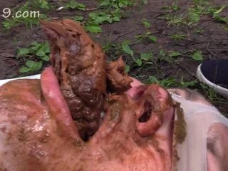 MilanaSmelly – Racing To Eat Shit screenshot 7