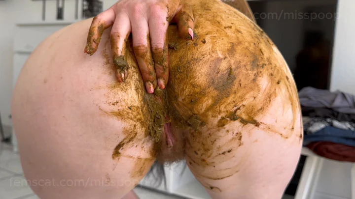 MissPoop – A Stranger I Met In The Naturist Area Of Cap D Agde