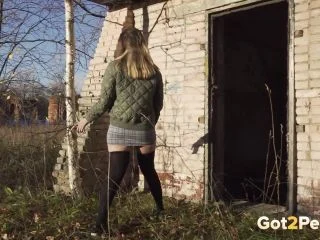 Stockings Slut screenshot 1