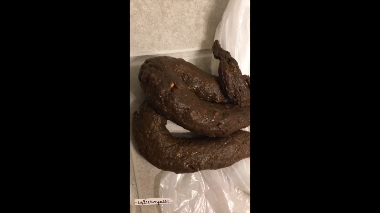 Softservequeen – Plump Ass Pumps Out 2 Loads