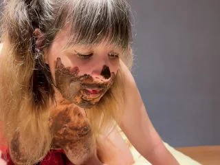 KatherineFarts – Accidental Shit Eating screenshot 4