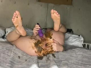 Foxness – Panty Poop More screenshot 5