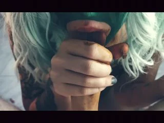 Scat Eat And Shit Sucking By Top Babe Betty The Green Mask screenshot 4