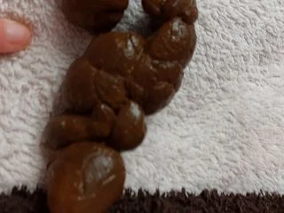 PooGirlSofia – Moms Stinky Poo screenshot 3
