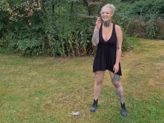 Valery Venom – Dreister Rastplatz Piss – Mir Ist Alles Egal screenshot 4