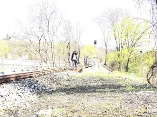Off The Tracks screenshot 1