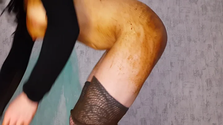 AnnaCoprofield – Fishnet Pantyhose