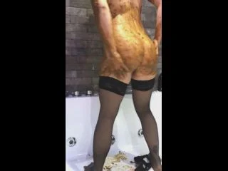 GoddessAndreea – Bubblebut Shower And Kaviar Smearing On Body screenshot 4