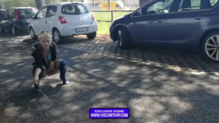 Rossella Visconti – Public Pissing Vol 3