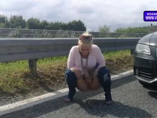 Rossella Visconti – Public Pissing Vol 3 screenshot 4
