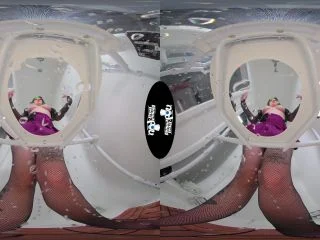 Goth Girl Kittycamtime Waters Her Toilet Goblin screenshot 5