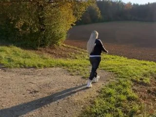 Kira-Pearls – Mein Erstes Mal Outdoor Natursekt screenshot 1