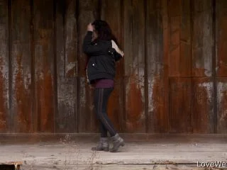 Bonus With Michelle Ritchie 1 screenshot 1