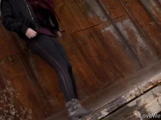 Bonus With Michelle Ritchie 1 screenshot 6