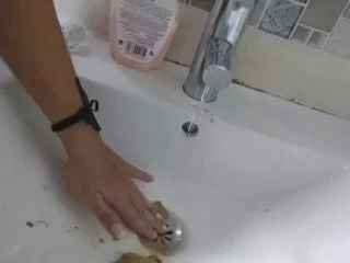 NataschaDirty – I Poop In A Sink screenshot 6