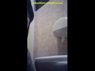 Student Restroom 65 screenshot 4