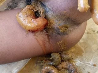 Ebony Princess – Her Turd In My Pussy screenshot 6