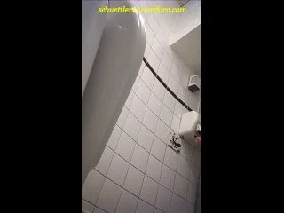 Student Restroom 69 screenshot 1