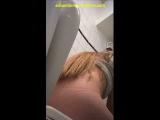 Student Restroom 69 screenshot 2