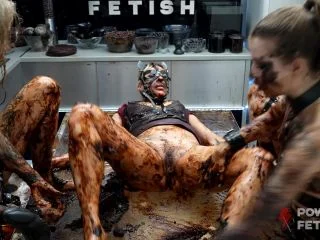 Double Foot Fisting – Sasha Anime – Eden Ivy – Brittany Bardot screenshot 7