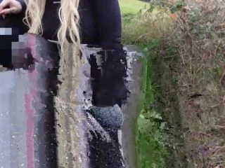 SteffiBlond – Bei Dem Dreckswetter Muss Ich Dreckig Pissen screenshot 6