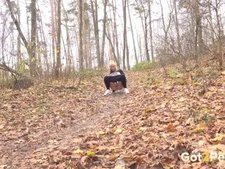 Over The Fallen Leaves screenshot 2